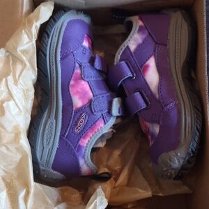 KEEN Unisex-Child Speed Hound Bike Tread Easy On Sneaker 7T